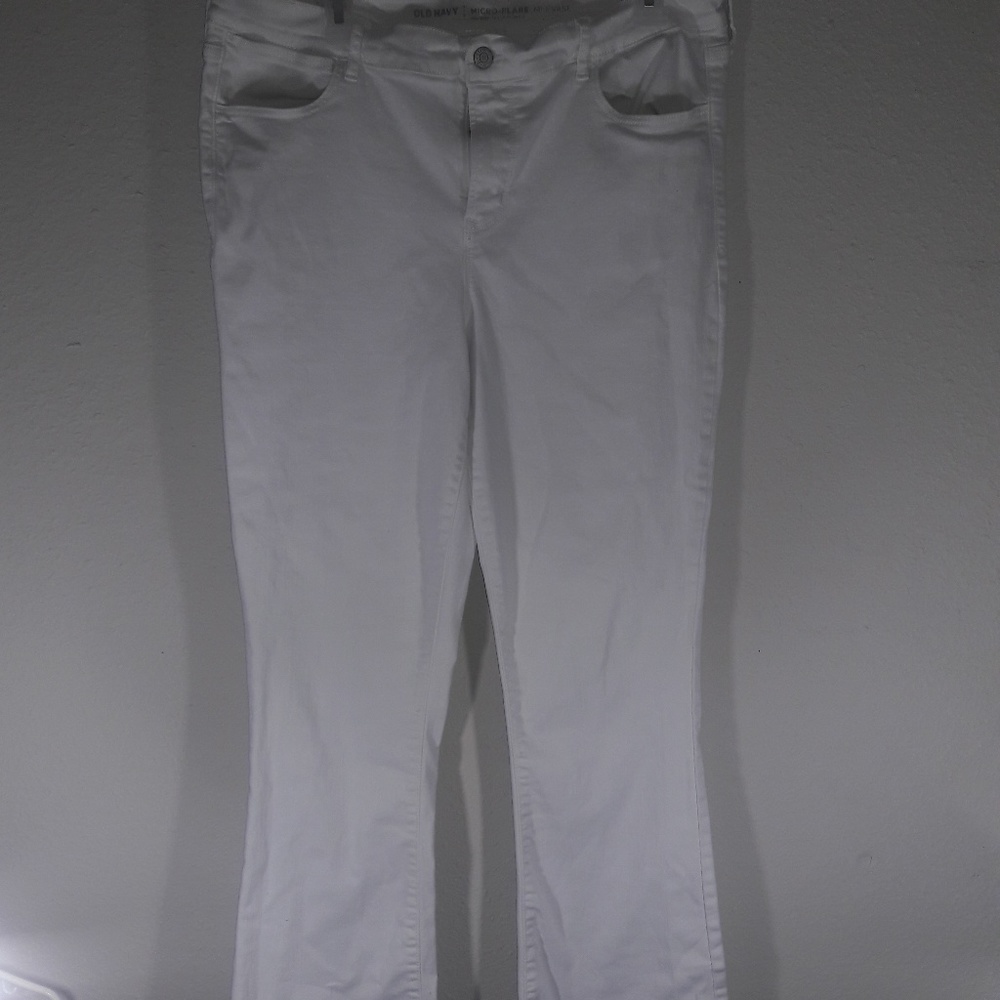 White Old Navy Jeans